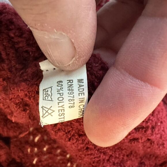 Infinity Scarf Red Knit 52” Ruffles Circle Loop Cowl Neck Cozy Warm  Clothing - Picture 5 of 9